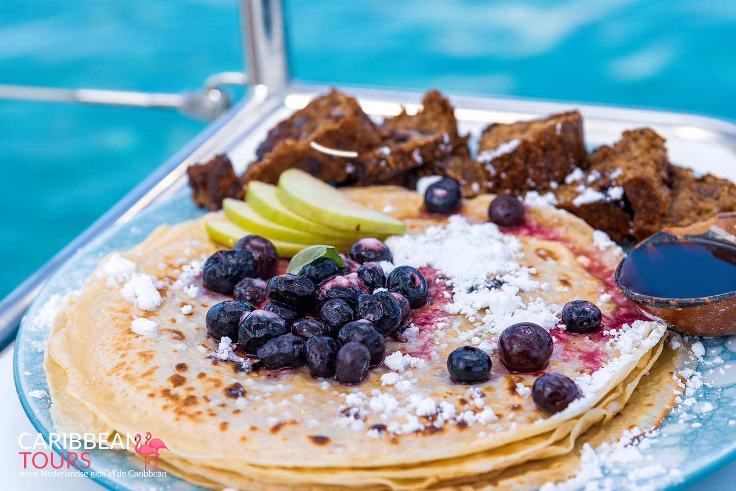 Catamaran Brunch & Snorkel Tour