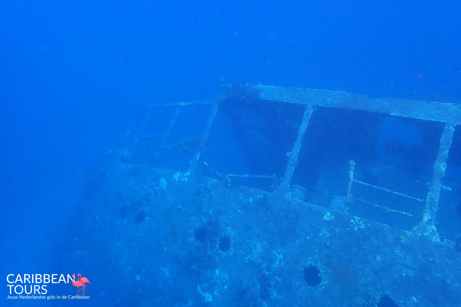 Antilla Scheepswrak Seascooter Snorkeltour